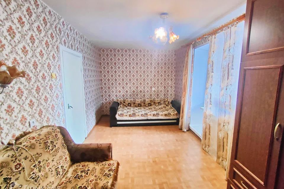 Продаётся 1-комнатная квартира, 35.2 м²