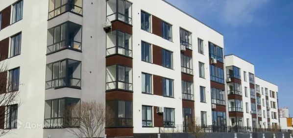 Продаётся 1-комнатная квартира, 43 м²