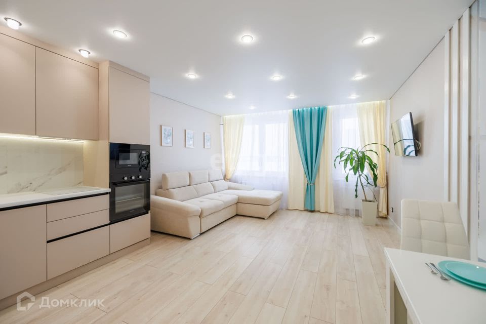 Продаётся 1-комнатная квартира, 56.5 м²