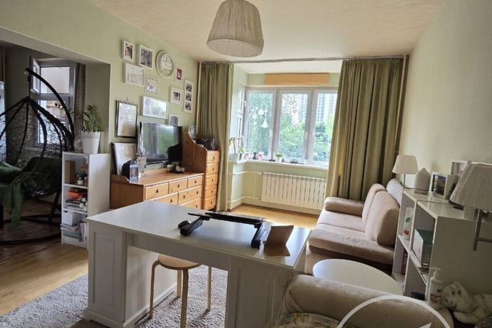 Продаётся 1-комнатная квартира, 45 м²