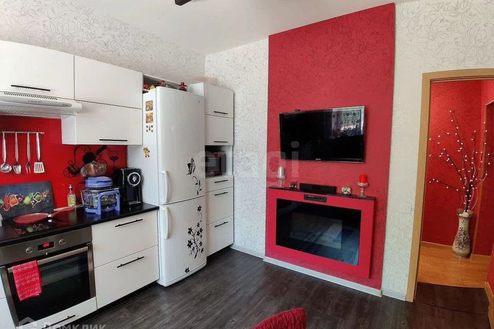 Продаётся 3-комнатная квартира, 44.7 м²