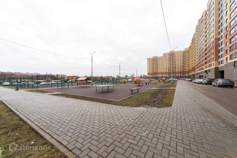 Продаётся 1-комнатная квартира, 45.8 м²