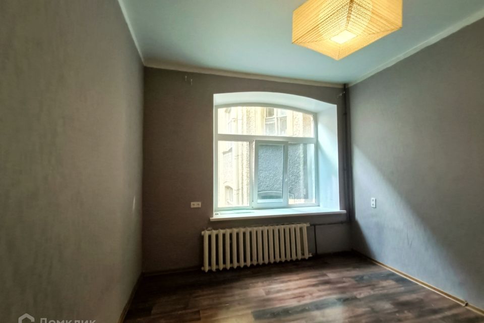 Продаётся комната в 5-комн. квартире, 15 м²
