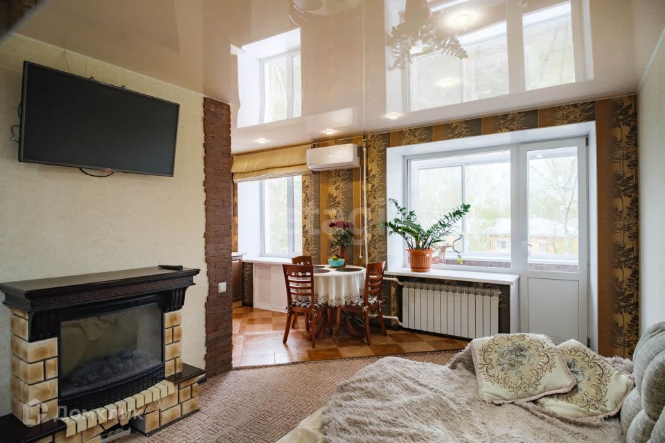 Продаётся 3-комнатная квартира, 58.7 м²