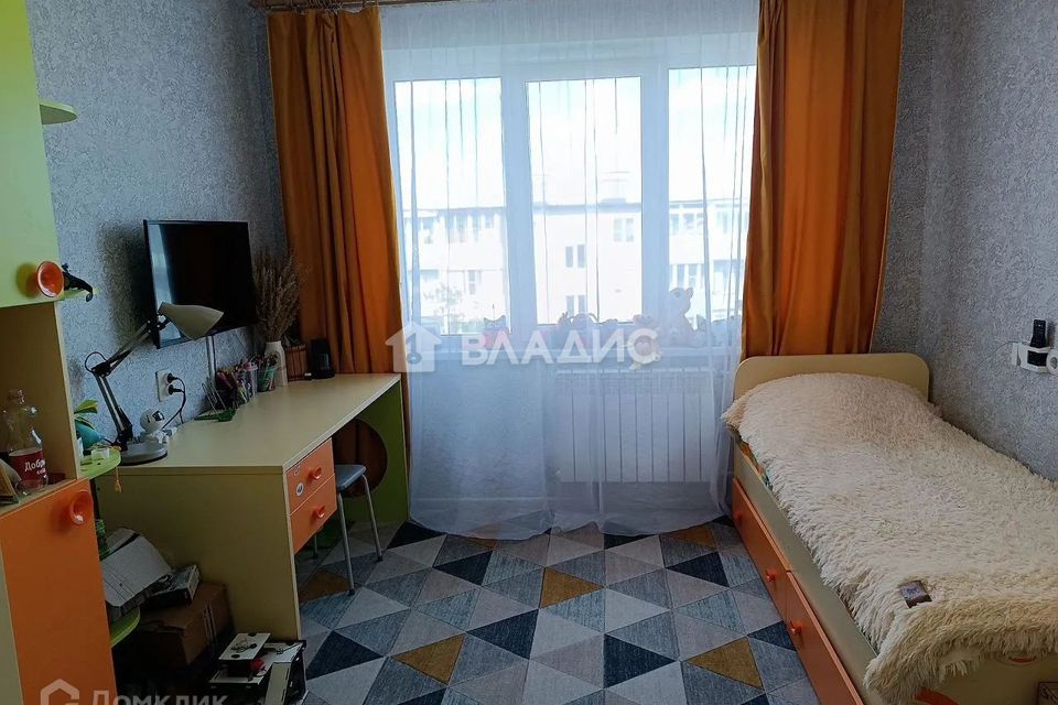 Продаётся 3-комнатная квартира, 57.7 м²