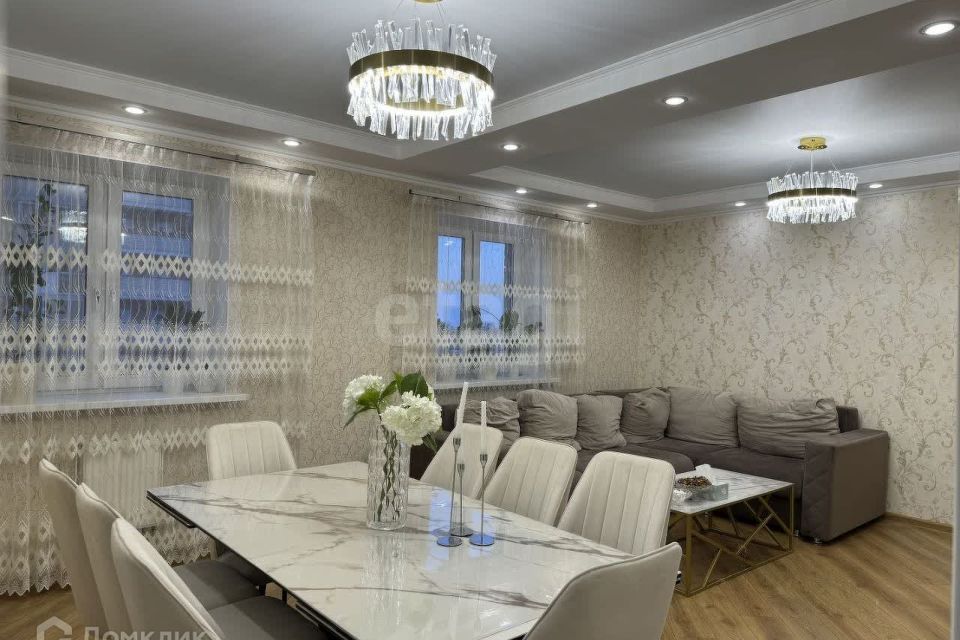 Продаётся 2-комнатная квартира, 69.64 м²