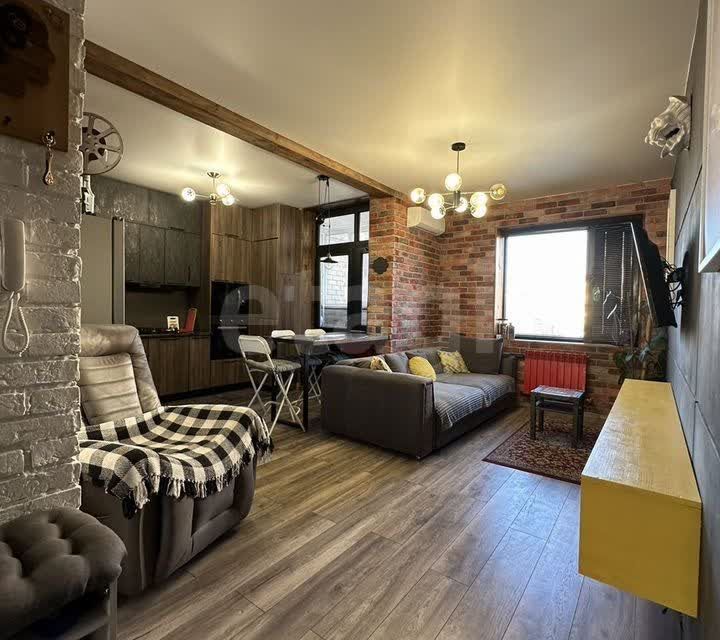 Продаётся 3-комнатная квартира, 54.8 м²