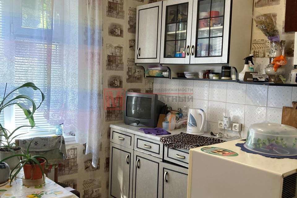 Продаётся 1-комнатная квартира, 37.7 м²