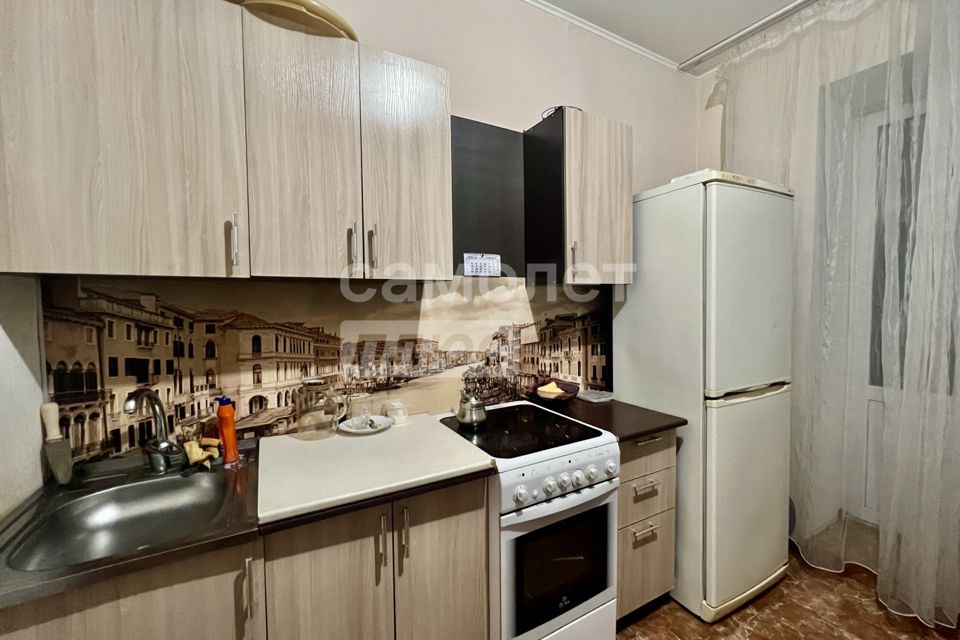 Продаётся 1-комнатная квартира, 37 м²