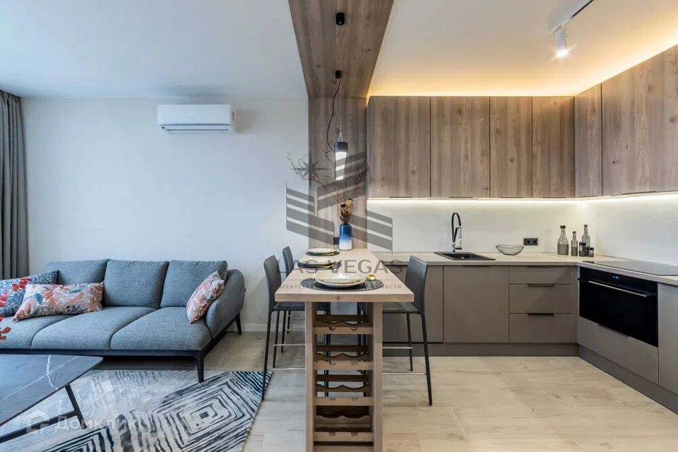 Сдаётся 3-комнатная квартира, 77 м²