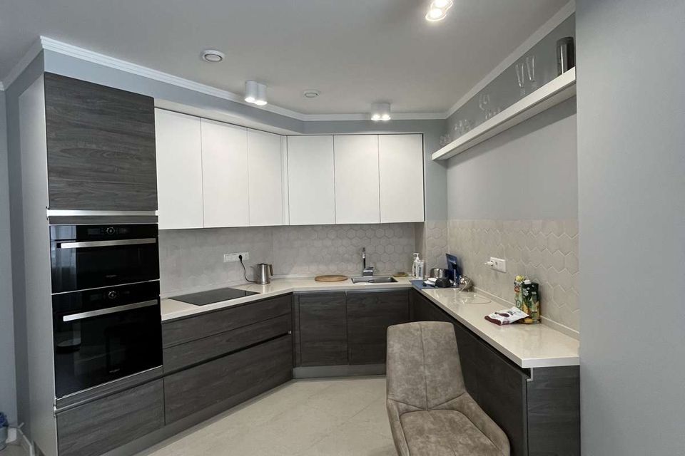 Продаётся студия, 60 м²