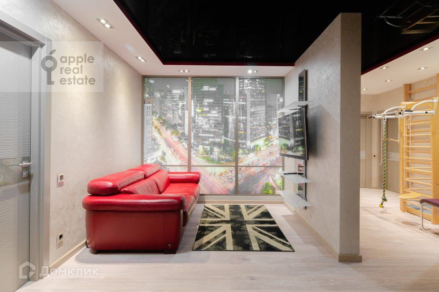Сдаётся 3-комнатная квартира, 98 м²