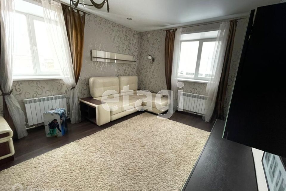 Сдаётся 3-комнатная квартира, 153 м²
