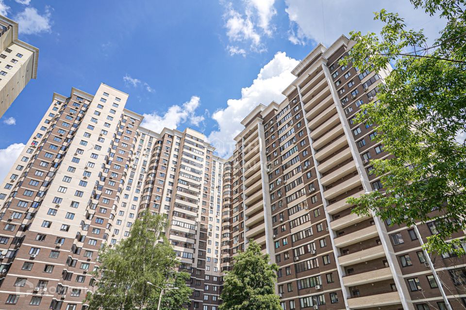 Продаётся 3-комнатная квартира, 98.6 м²