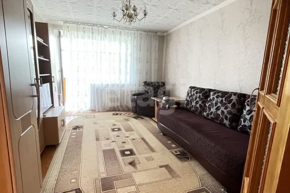 Продаётся 3-комнатная квартира, 61.8 м²