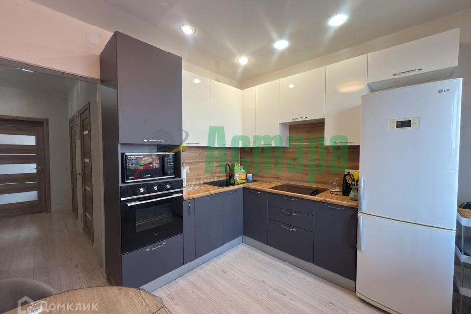 Продаётся 2-комнатная квартира, 60.6 м²