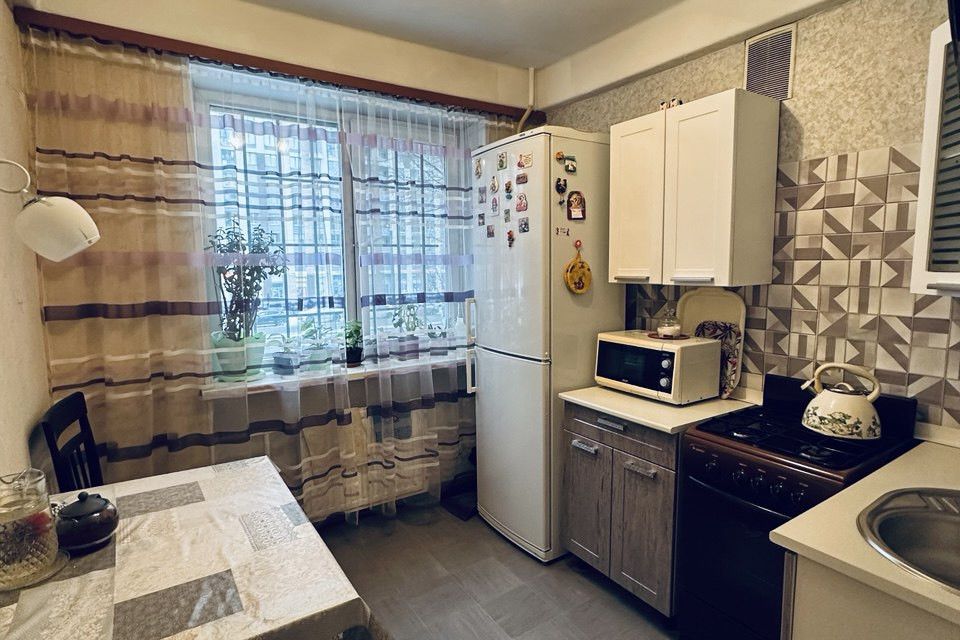 Продаётся 2-комнатная квартира, 45.9 м²
