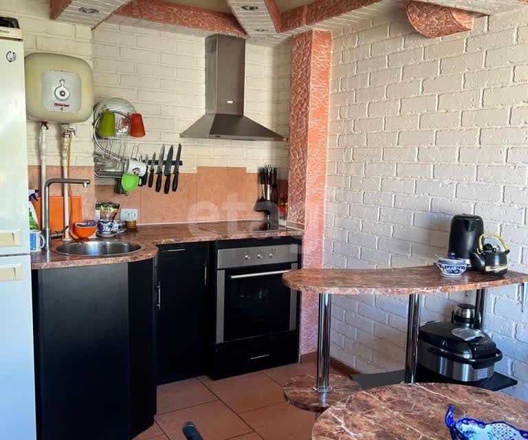 Продаётся 3-комнатная квартира, 64.5 м²