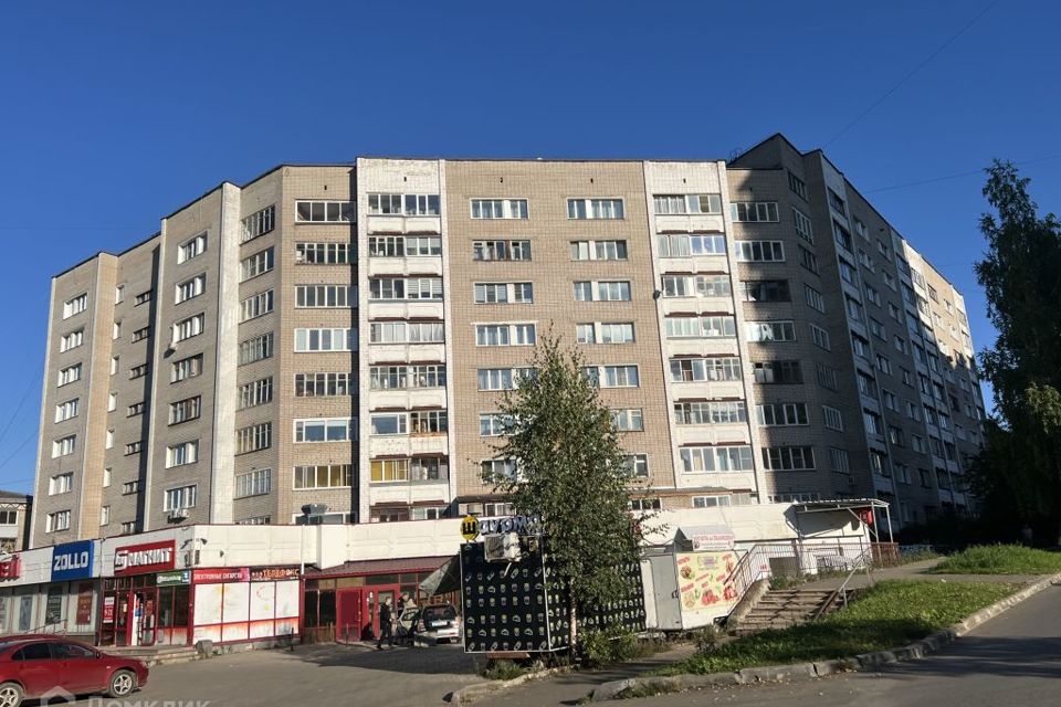 Продаётся 4-комнатная квартира, 75 м²