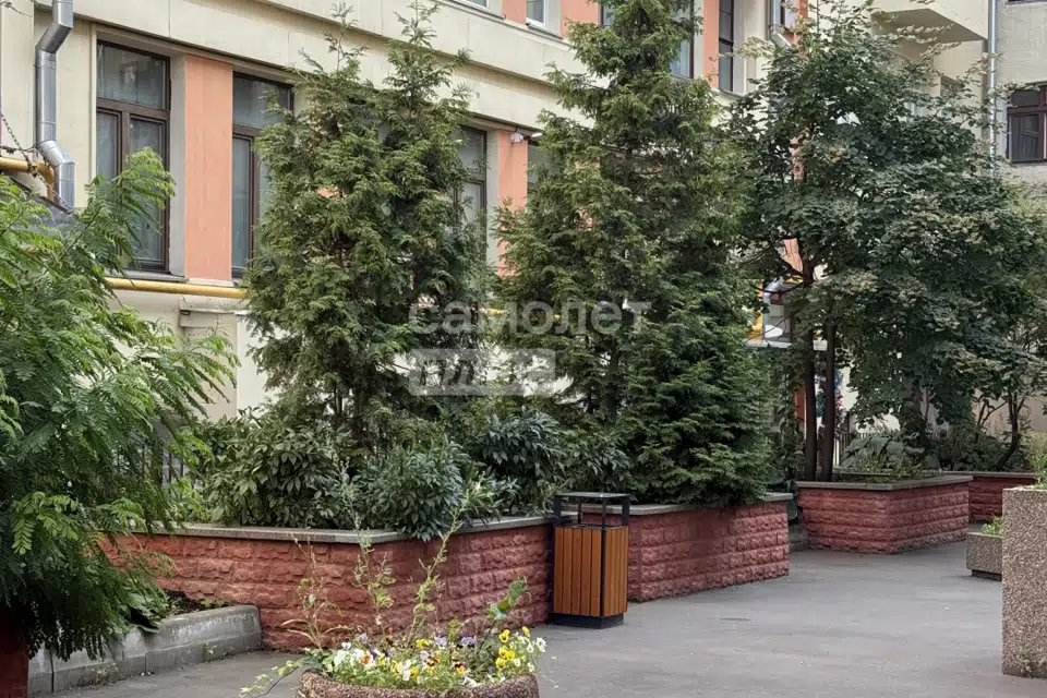 Продаётся 4-комнатная квартира, 106.2 м²