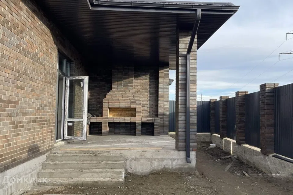 Продаётся 2-этажный дом, 160 м²