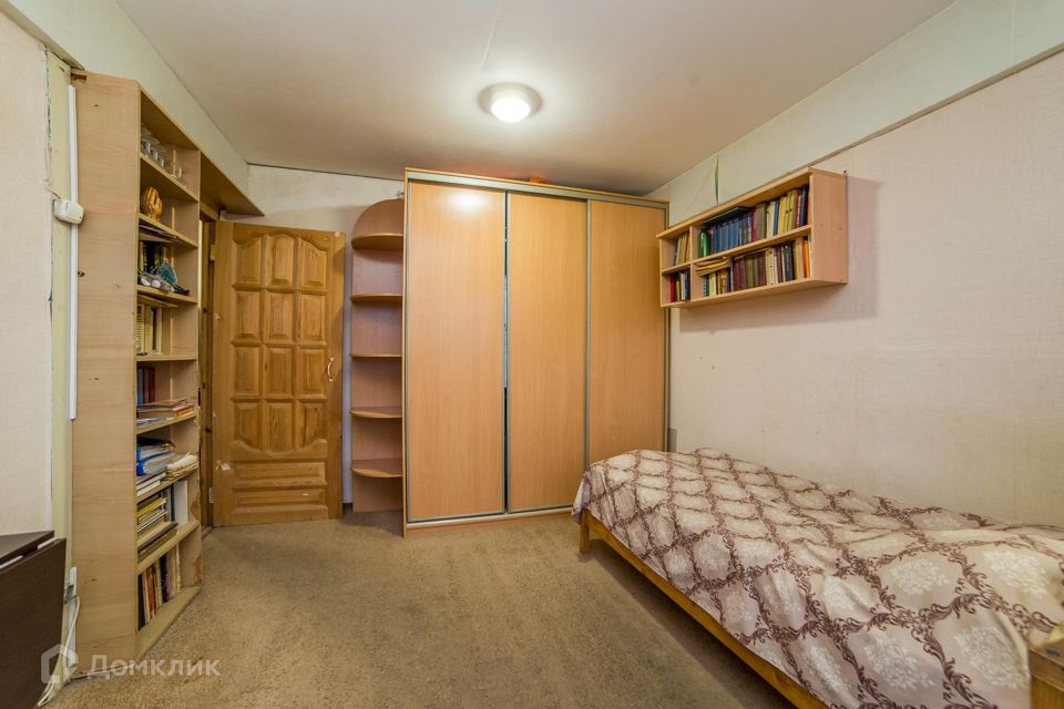 Продаётся 3-комнатная квартира, 58.1 м²
