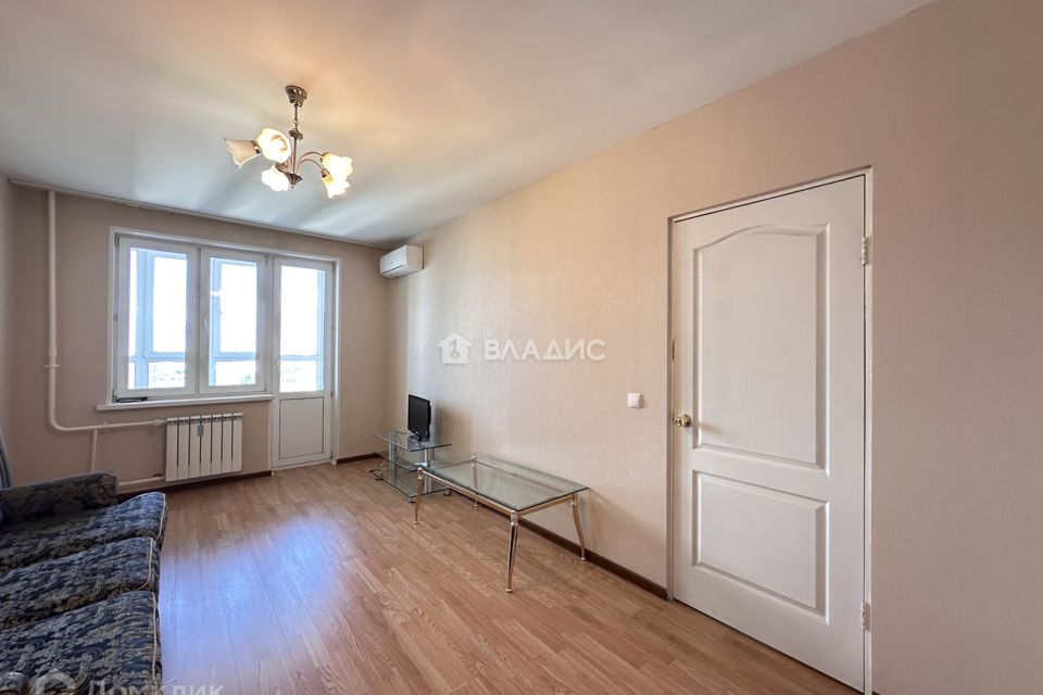 Продаётся 2-комнатная квартира, 57.3 м²