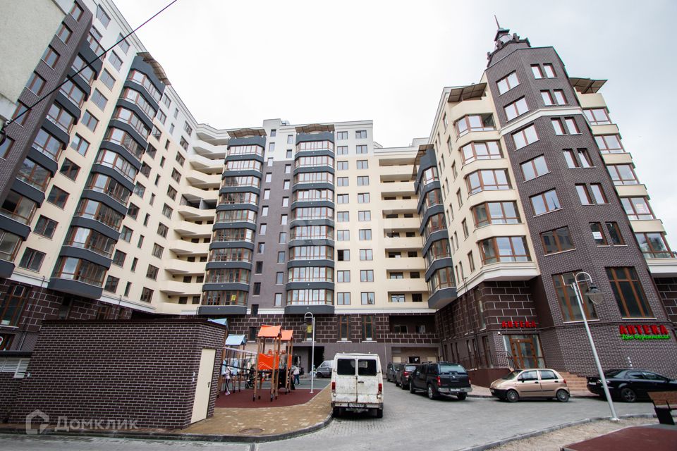Продаётся 3-комнатная квартира, 115 м²