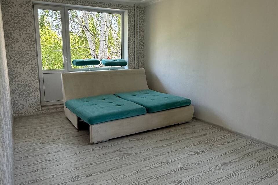 Сдаётся 3-комнатная квартира, 57 м²
