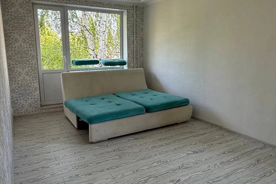 Сдаётся 3-комнатная квартира, 57 м²