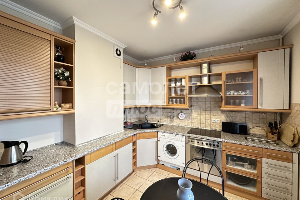 Продаётся 4-комнатная квартира, 98.9 м²