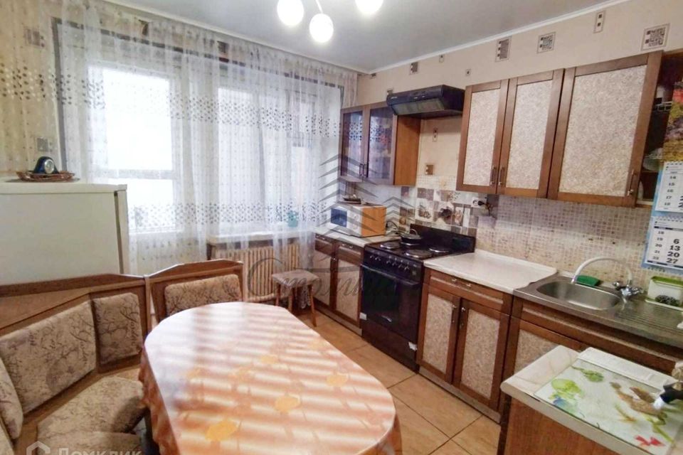 Продаётся 4-комнатная квартира, 87 м²