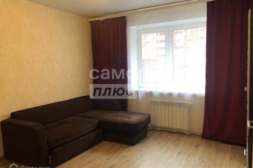 Сдаётся 1-комнатная квартира, 39 м²