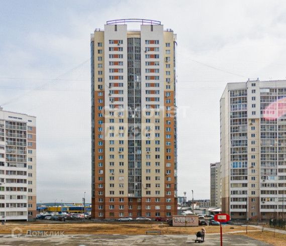 Продаётся 1-комнатная квартира, 40.4 м²