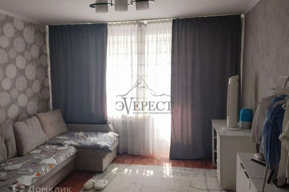 Продаётся 1-комнатная квартира, 37.2 м²