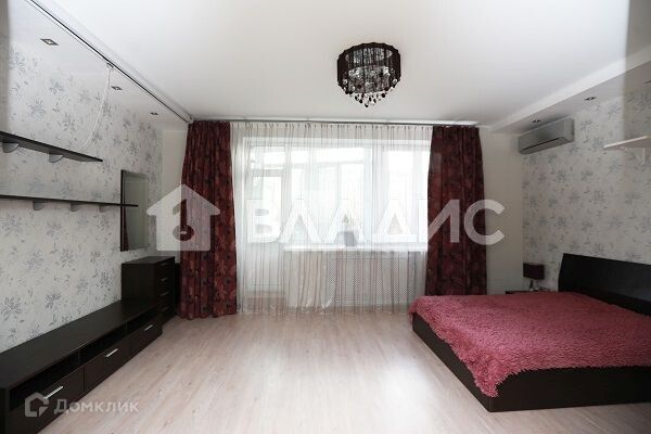 Продаётся 2-комнатная квартира, 70.3 м²