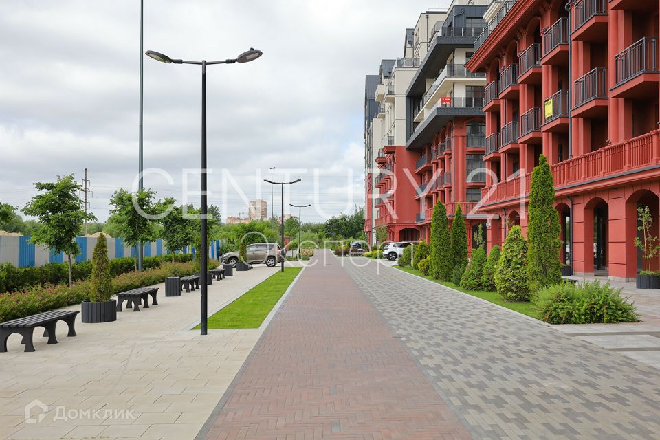 Продаётся 1-комнатная квартира, 60.3 м²