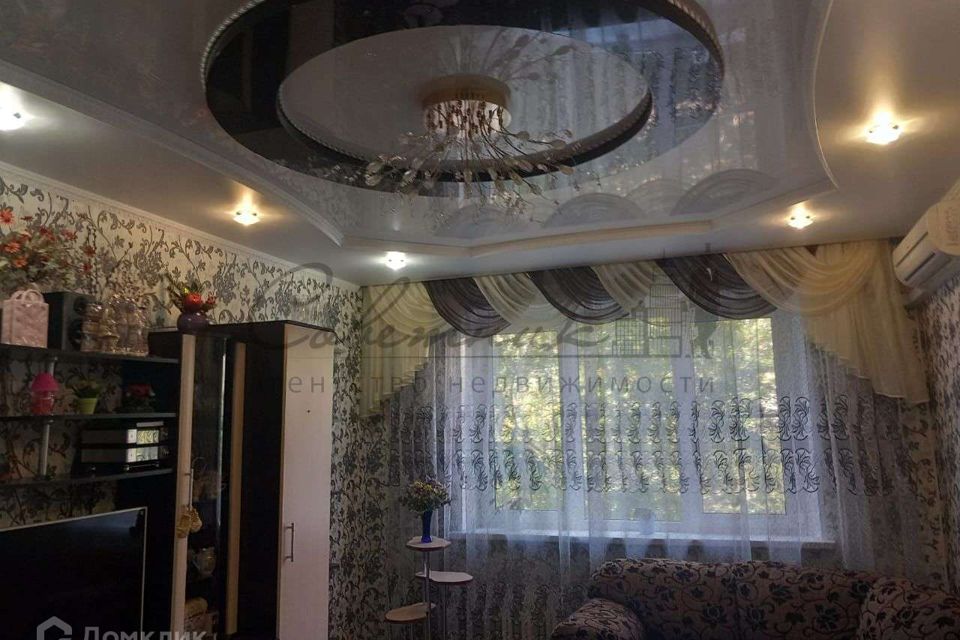 Продаётся 3-комнатная квартира, 61.7 м²