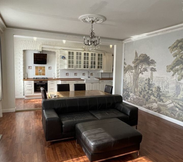Сдаётся 3-комнатная квартира, 90 м²