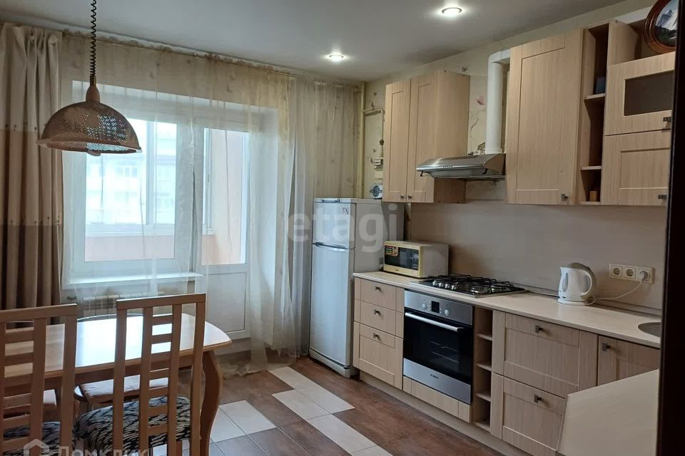 Продаётся 1-комнатная квартира, 41.1 м²