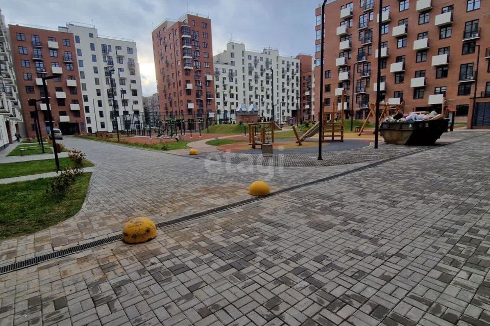 Продаётся 1-комнатная квартира, 41.6 м²