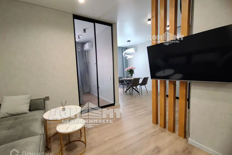 Продаётся 1-комнатная квартира, 52 м²