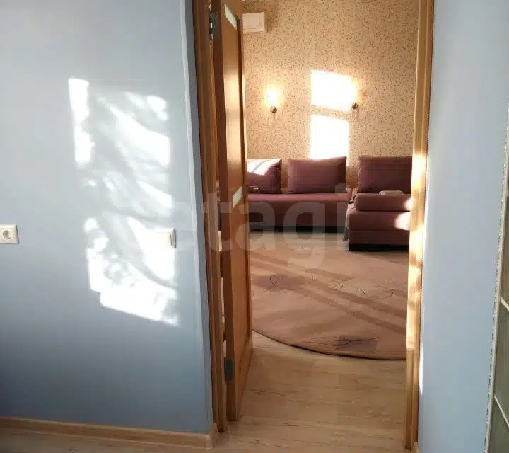 Продаётся 1-комнатная квартира, 48 м²