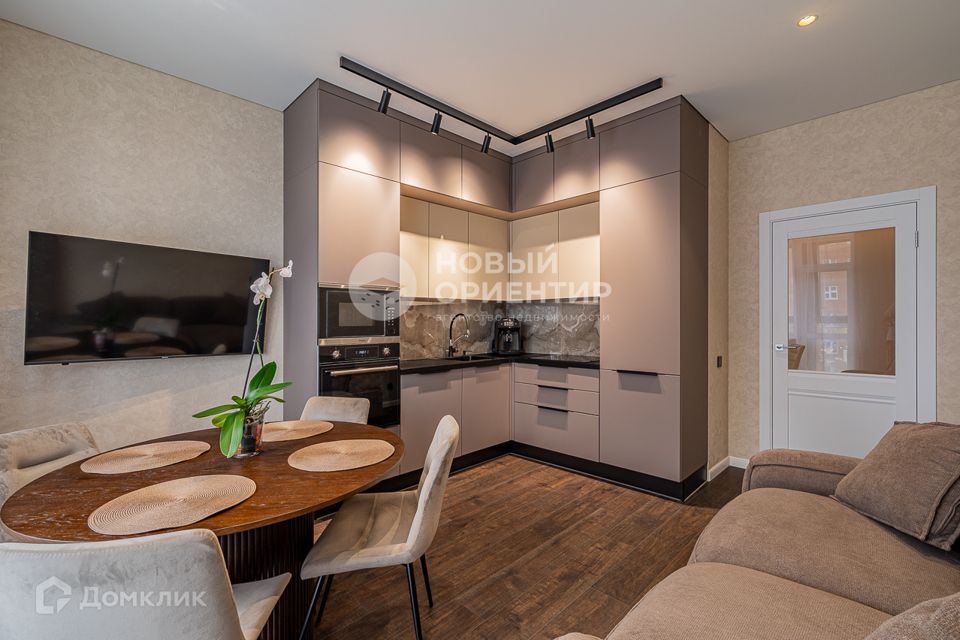 Продаётся 1-комнатная квартира, 46.6 м²