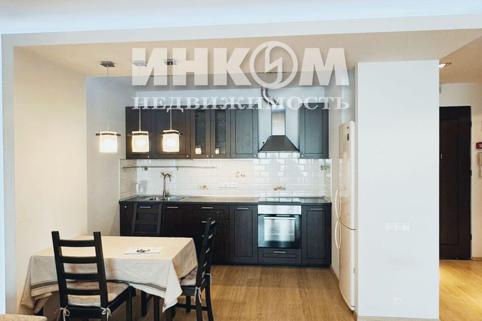 Сдаётся 1-комнатная квартира, 67 м²