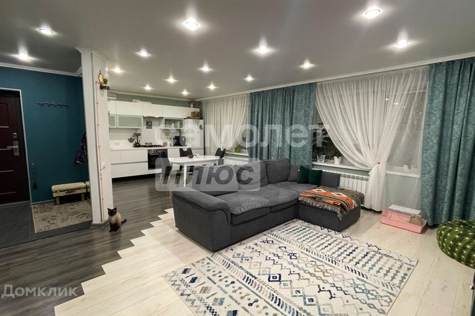 Продаётся 3-комнатная квартира, 77.3 м²