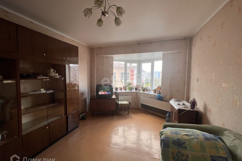 Продаётся 3-комнатная квартира, 65.9 м²