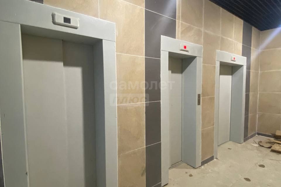 Продаётся 2-комнатная квартира, 61.68 м²