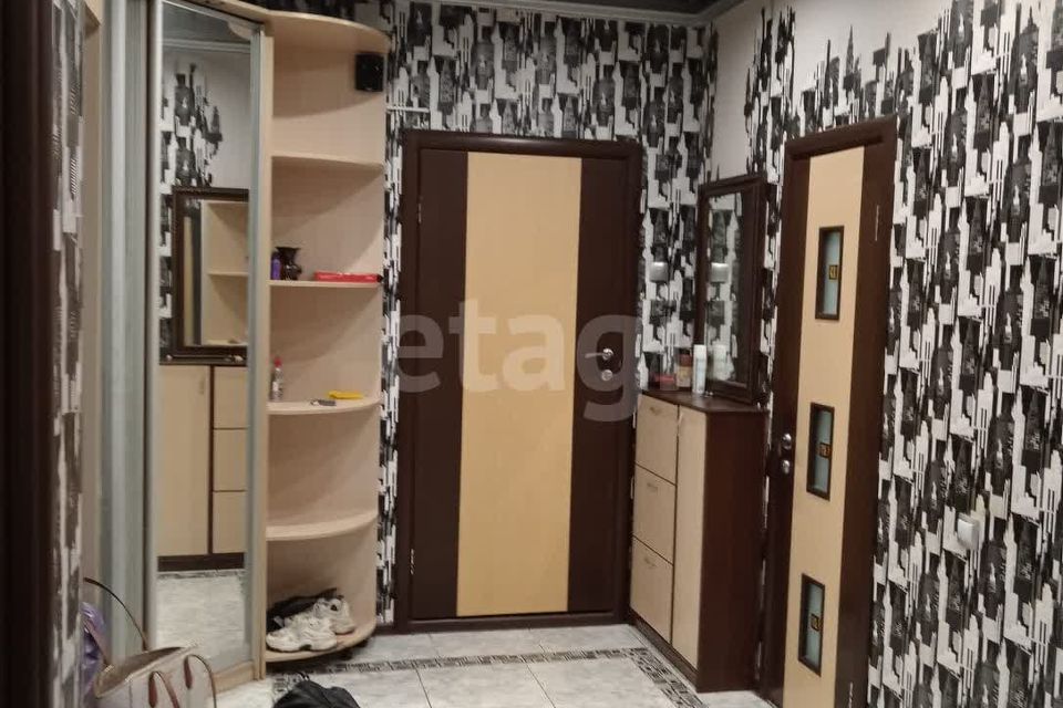 Продаётся 2-комнатная квартира, 64.8 м²