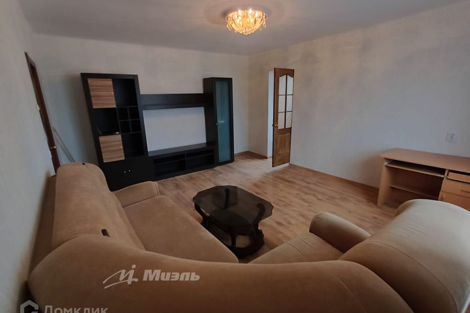 Продаётся 1-комнатная квартира, 43.7 м²